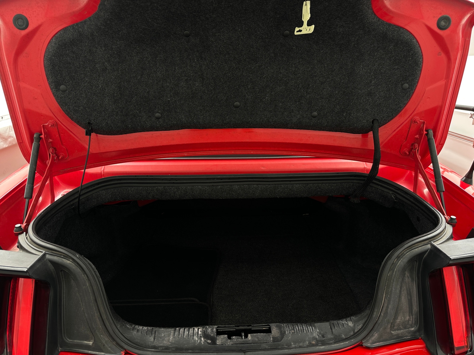 Thumbnail: 2017 Ford Mustang - 6