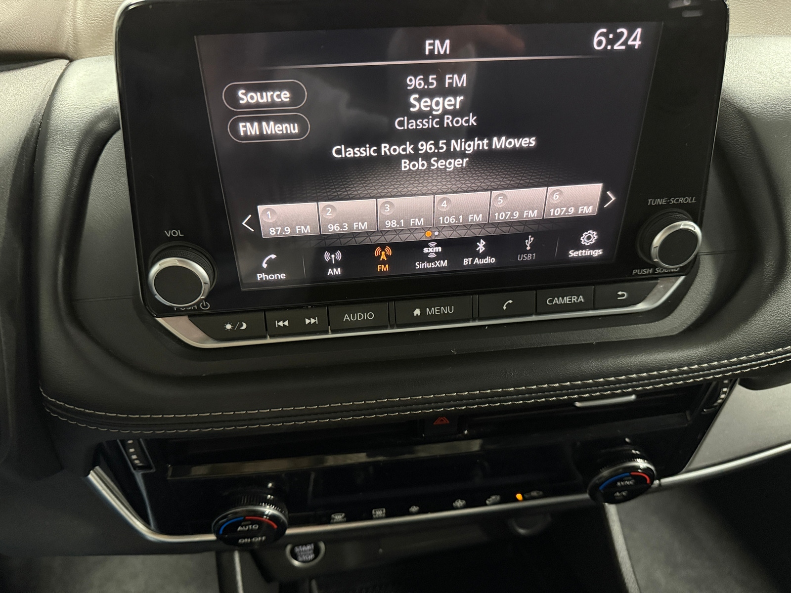 Thumbnail: 2022 Nissan Rogue - 4