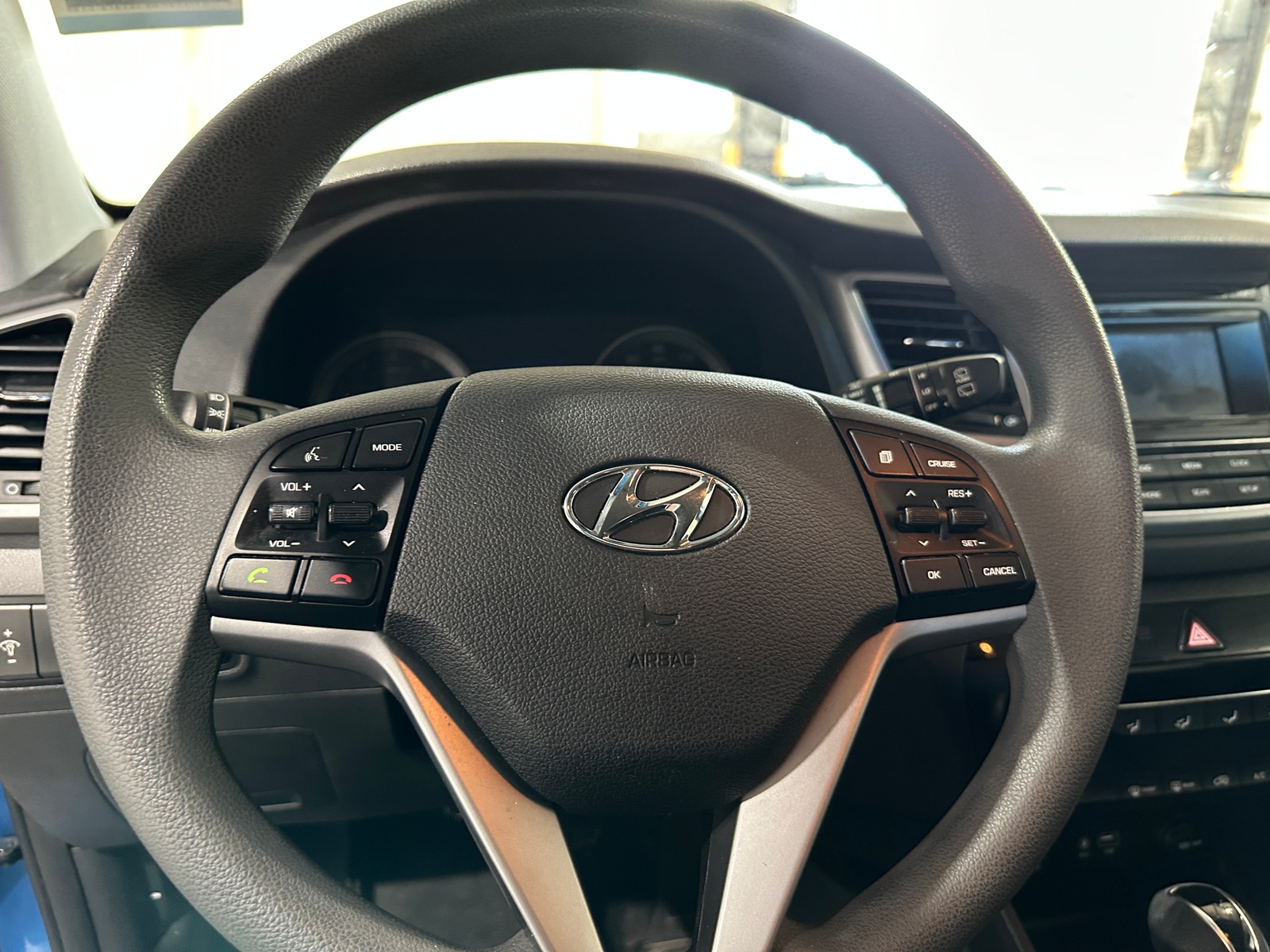 Thumbnail: 2017 Hyundai Tucson - 5