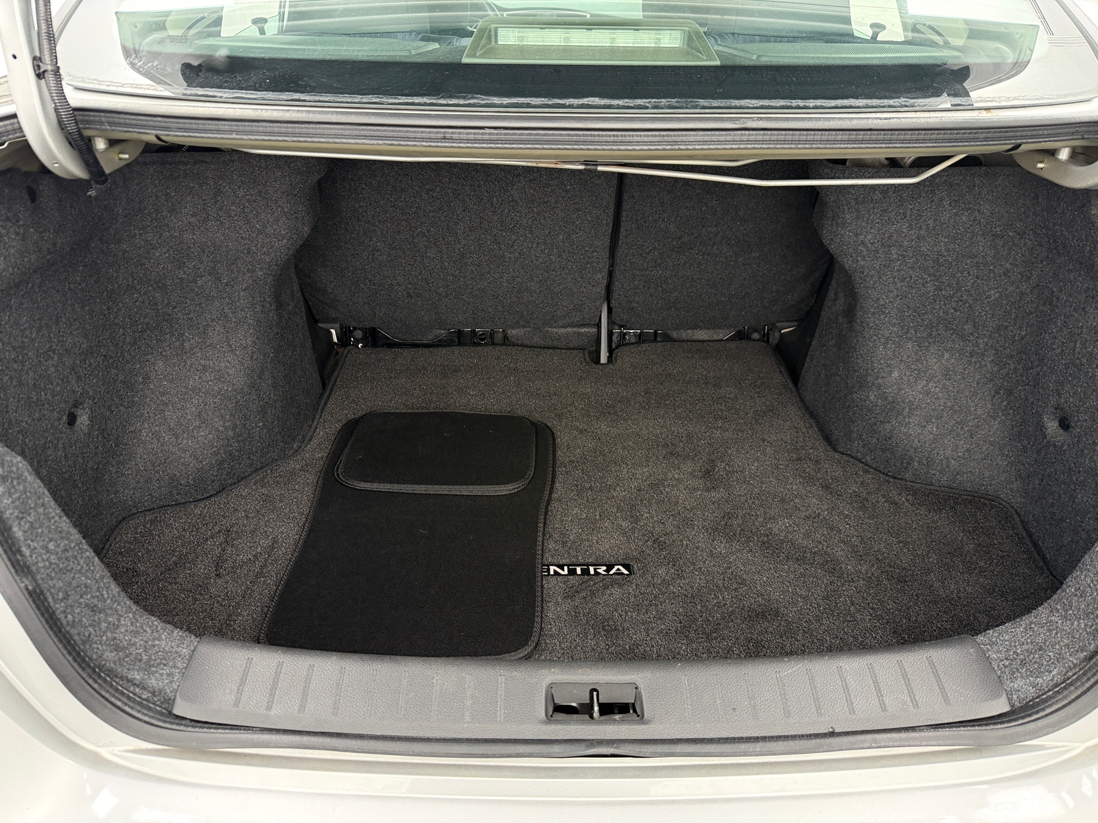 Thumbnail: 2018 Nissan Sentra - 7