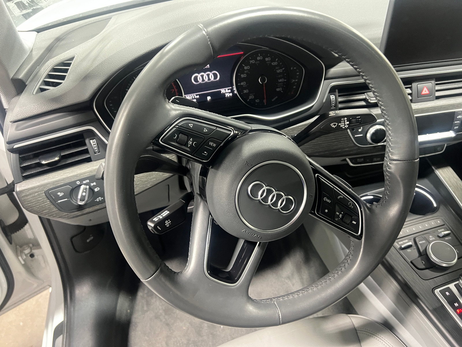 Thumbnail: 2019 Audi A4 - 4