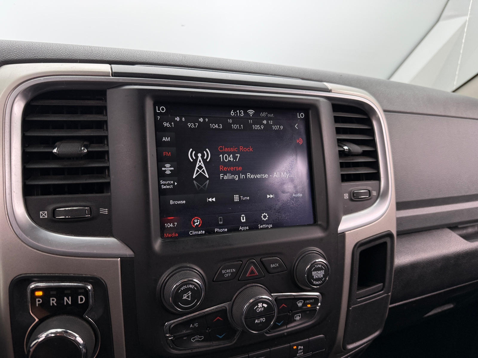 Thumbnail: 2020 RAM 1500 Classic - 4