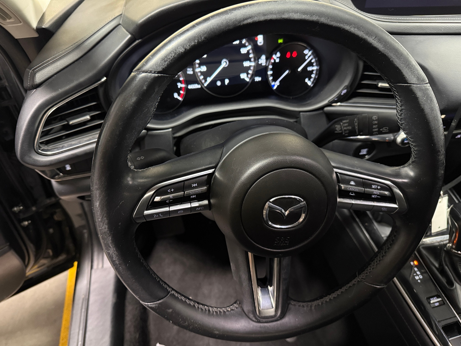 Thumbnail: 2023 Mazda CX-30 - 4