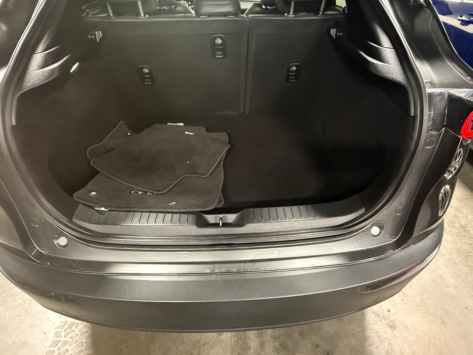 Thumbnail: 2023 Mazda CX-30 - 6