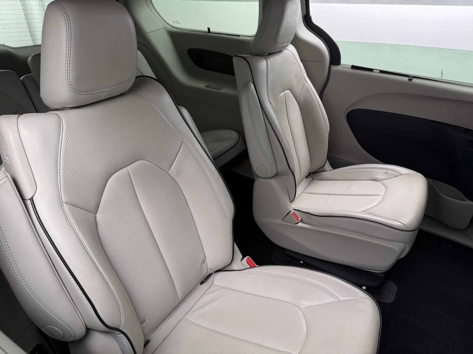 Thumbnail: 2019 Chrysler Pacifica - 5