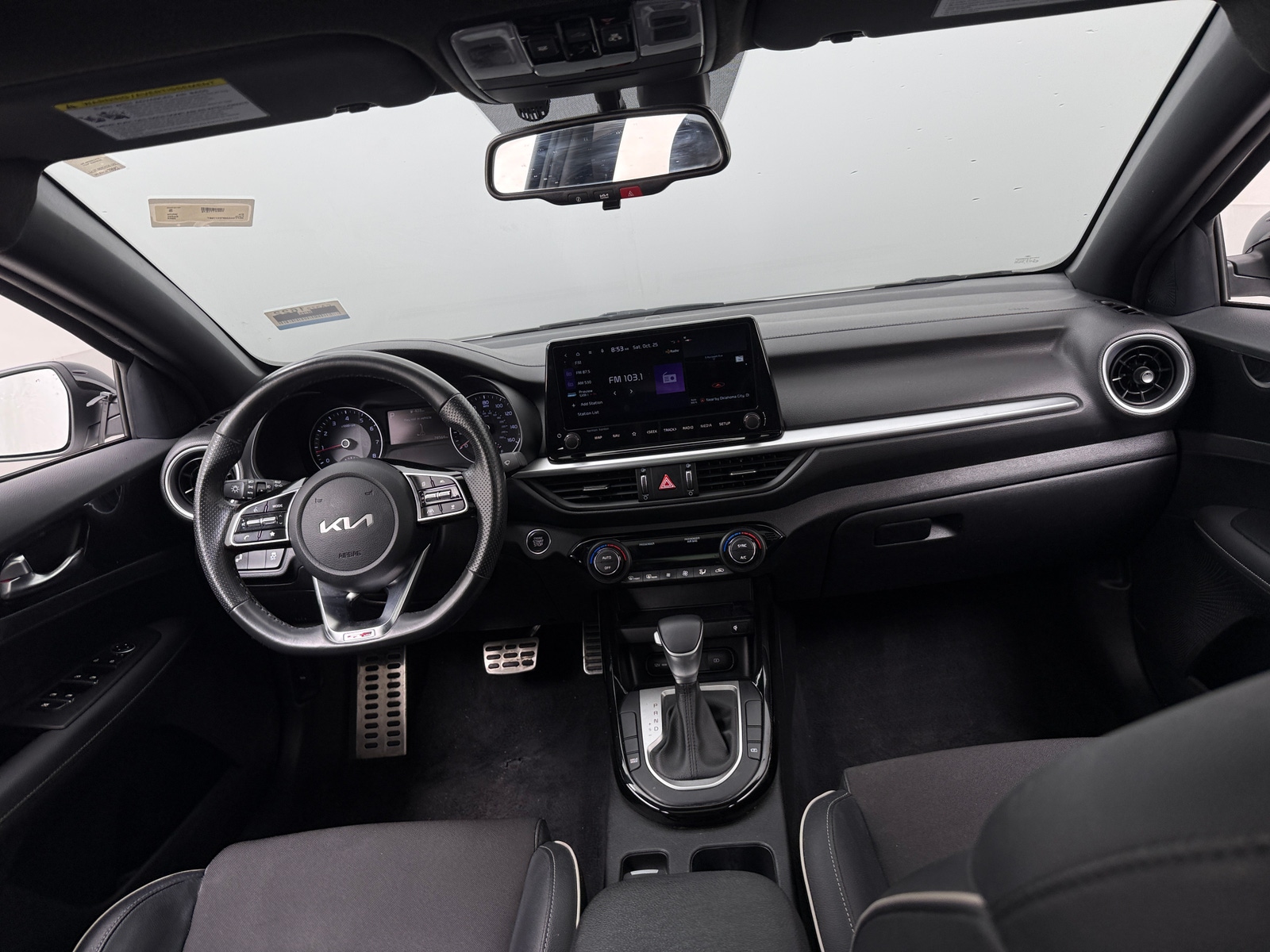 Thumbnail: 2023 Kia Forte - 3