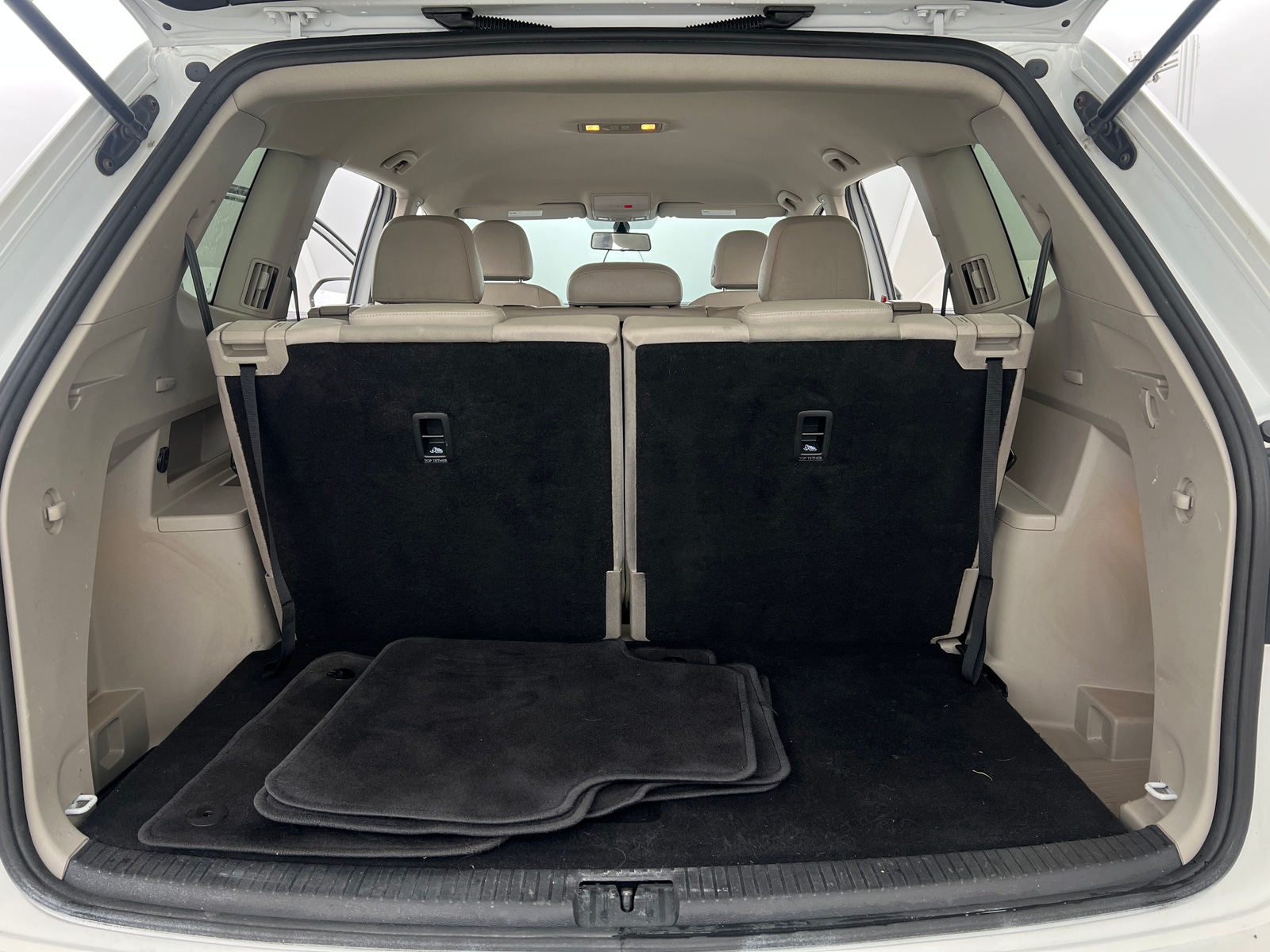 Thumbnail: 2018 Volkswagen Atlas - 6