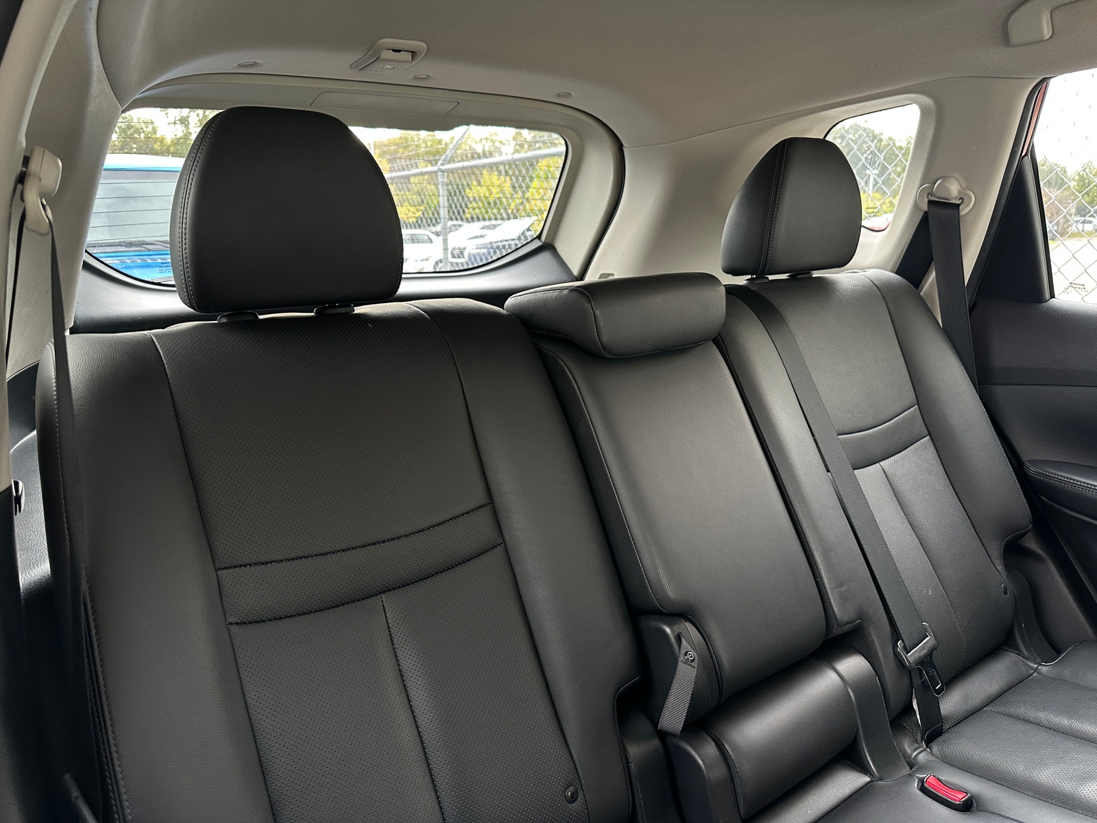 Thumbnail: 2015 Nissan Rogue - 5