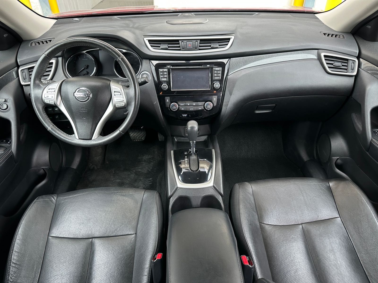 Thumbnail: 2015 Nissan Rogue - 2