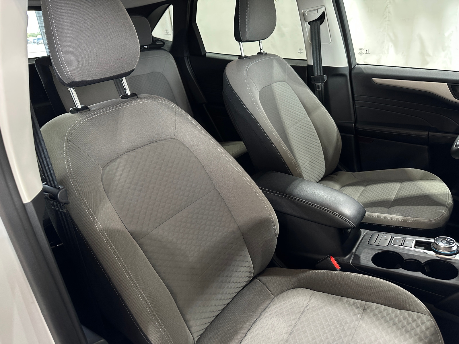 Thumbnail: 2022 Ford Escape - 2