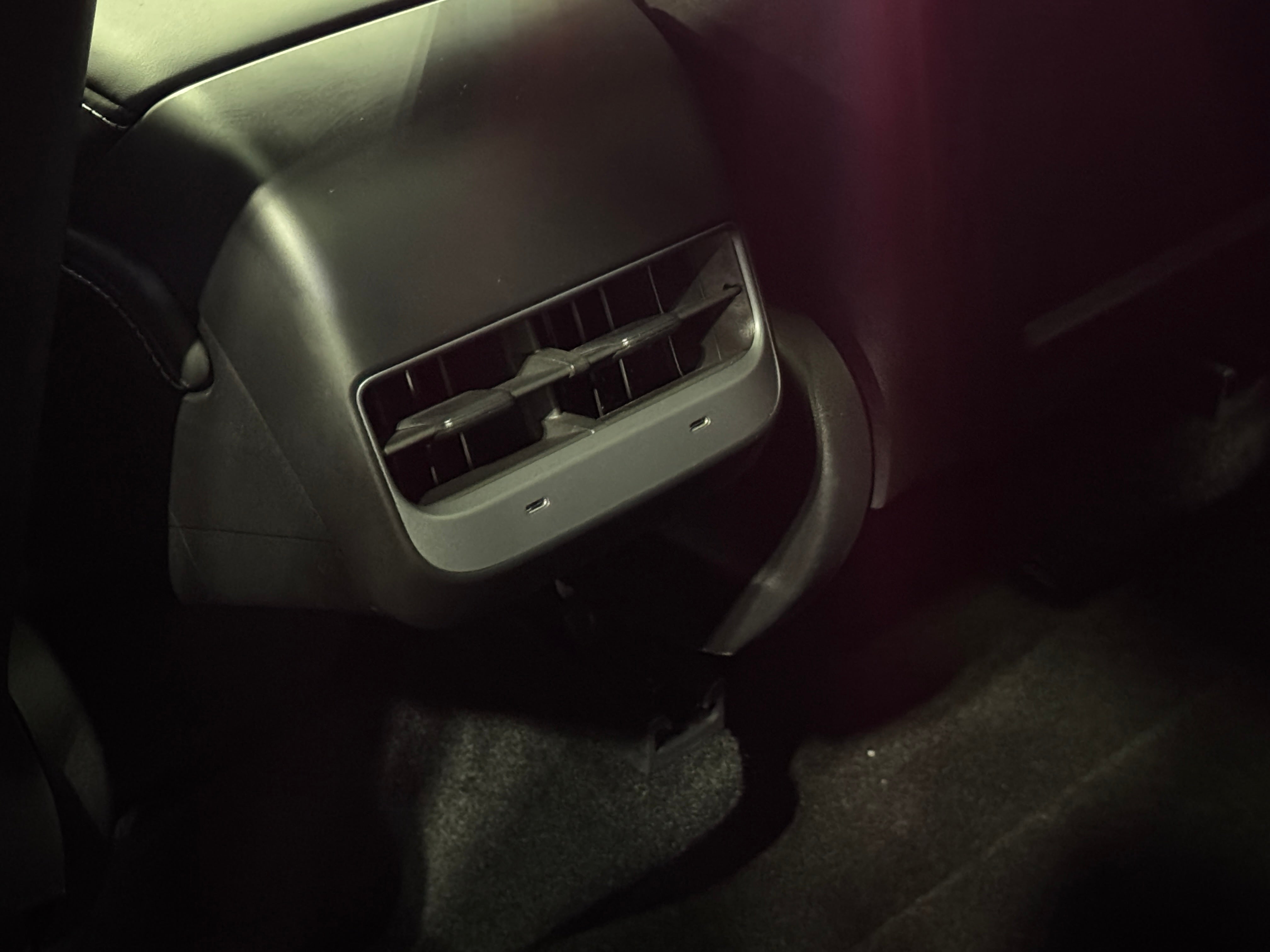 Used 2023 Tesla Model Y Long Range with VIN 7SAYGDEE1PA084822 for sale in Oak Creek, WI