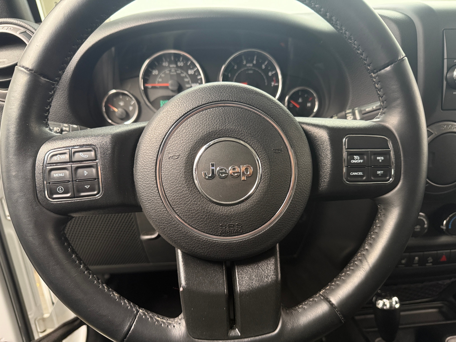 Thumbnail: 2017 Jeep Wrangler - 5