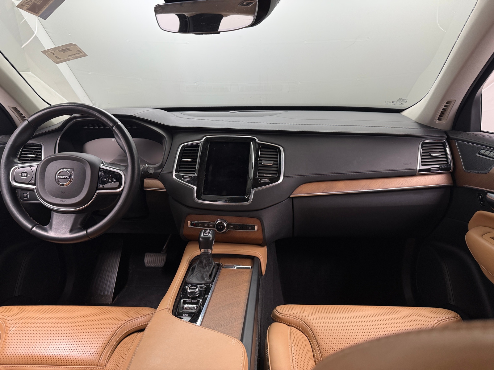 Thumbnail: 2016 Volvo XC90 - 2