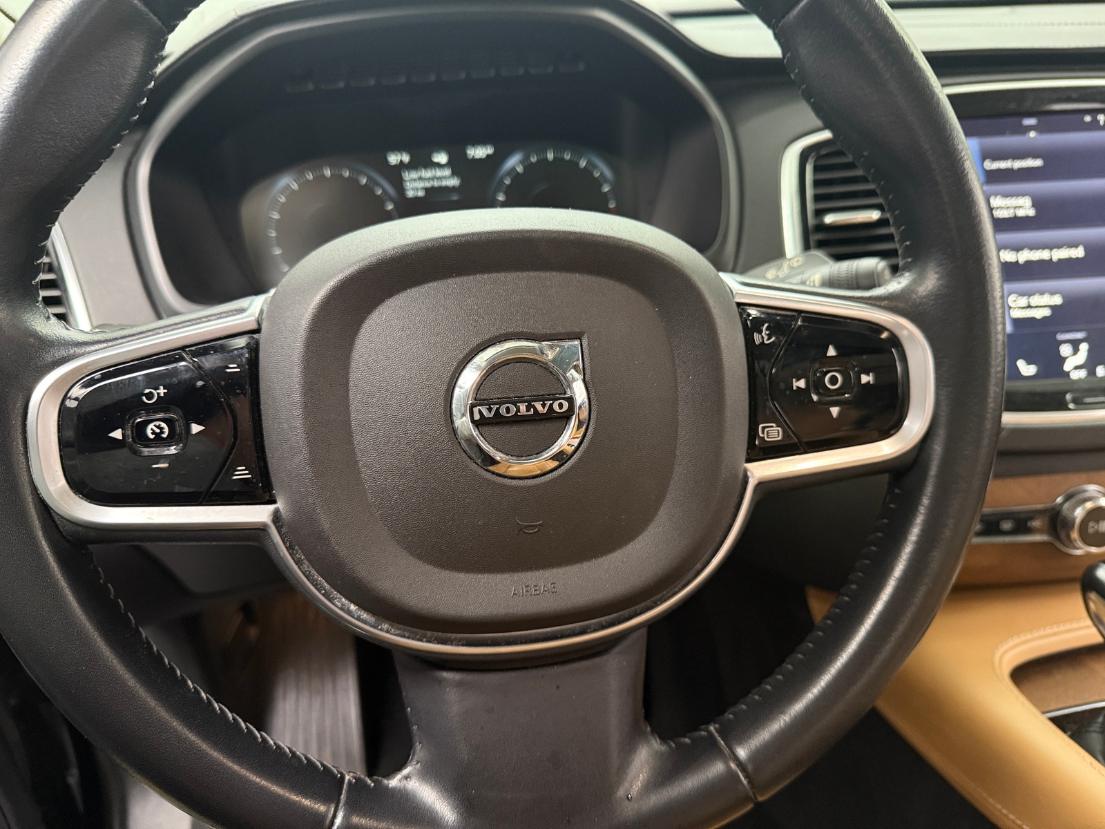 Thumbnail: 2016 Volvo XC90 - 4