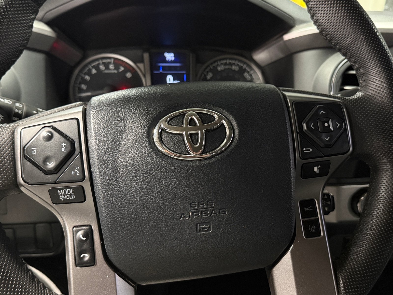 Thumbnail: 2020 Toyota Tacoma - 5