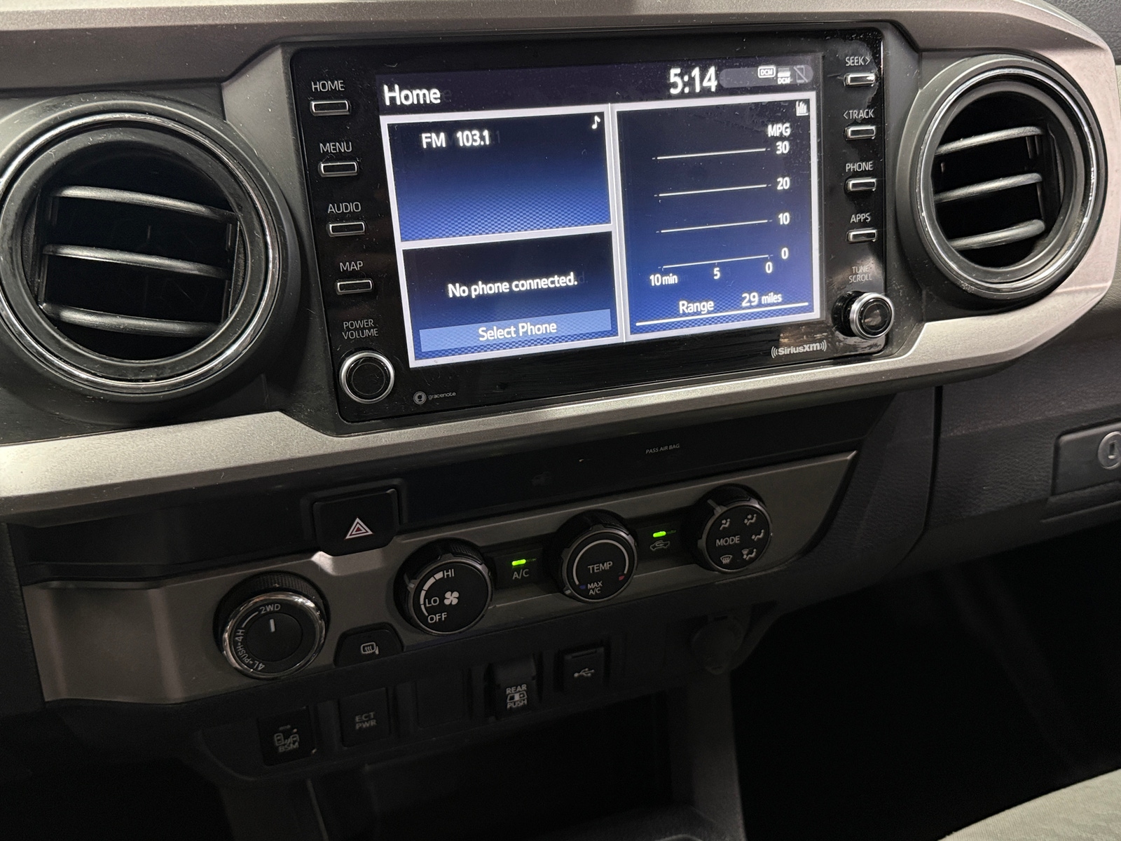 Thumbnail: 2020 Toyota Tacoma - 4