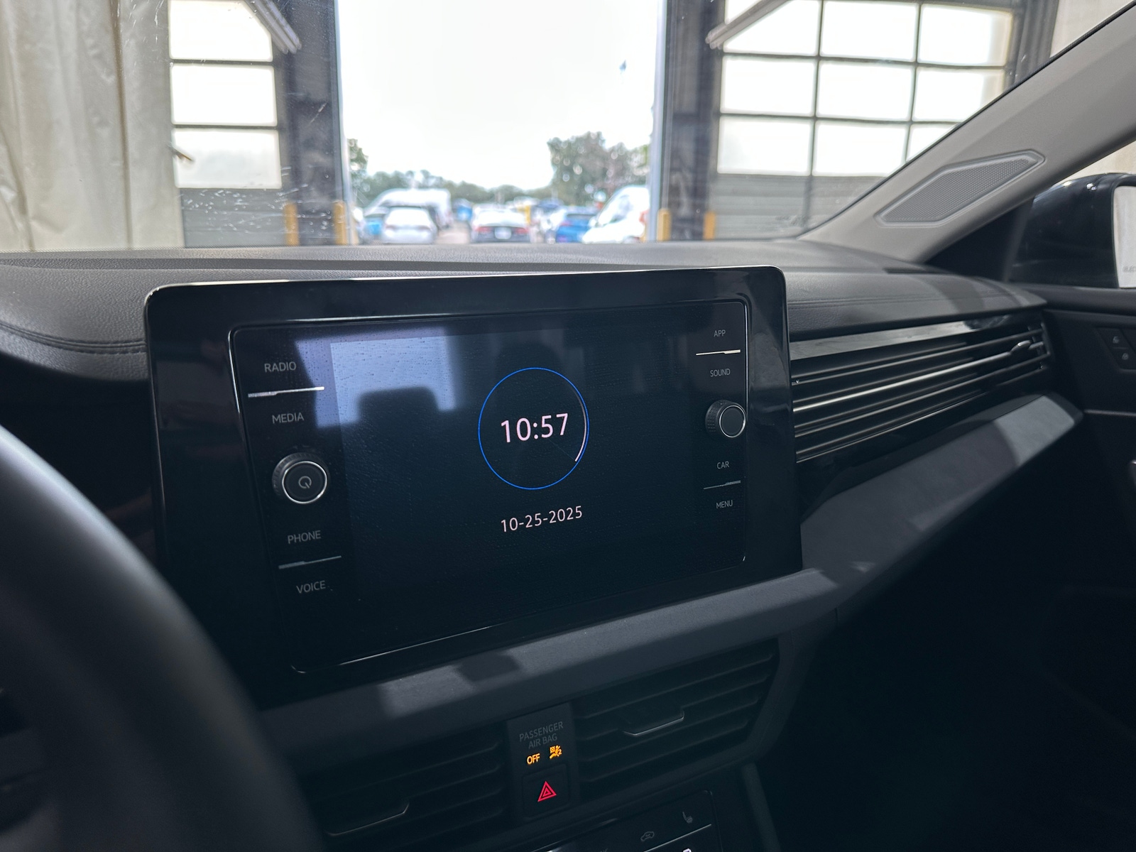 Thumbnail: 2025 Volkswagen Jetta - 3