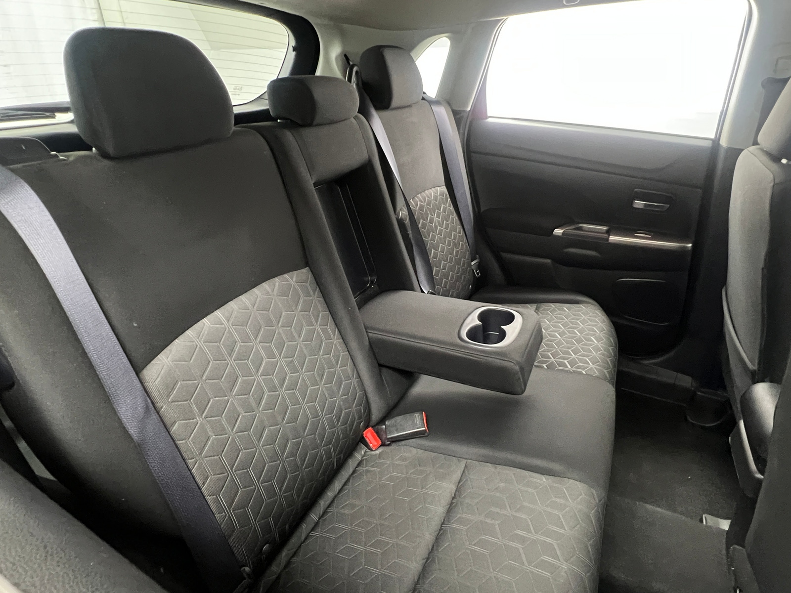 Thumbnail: 2020 Mitsubishi Outlander Sport - 6