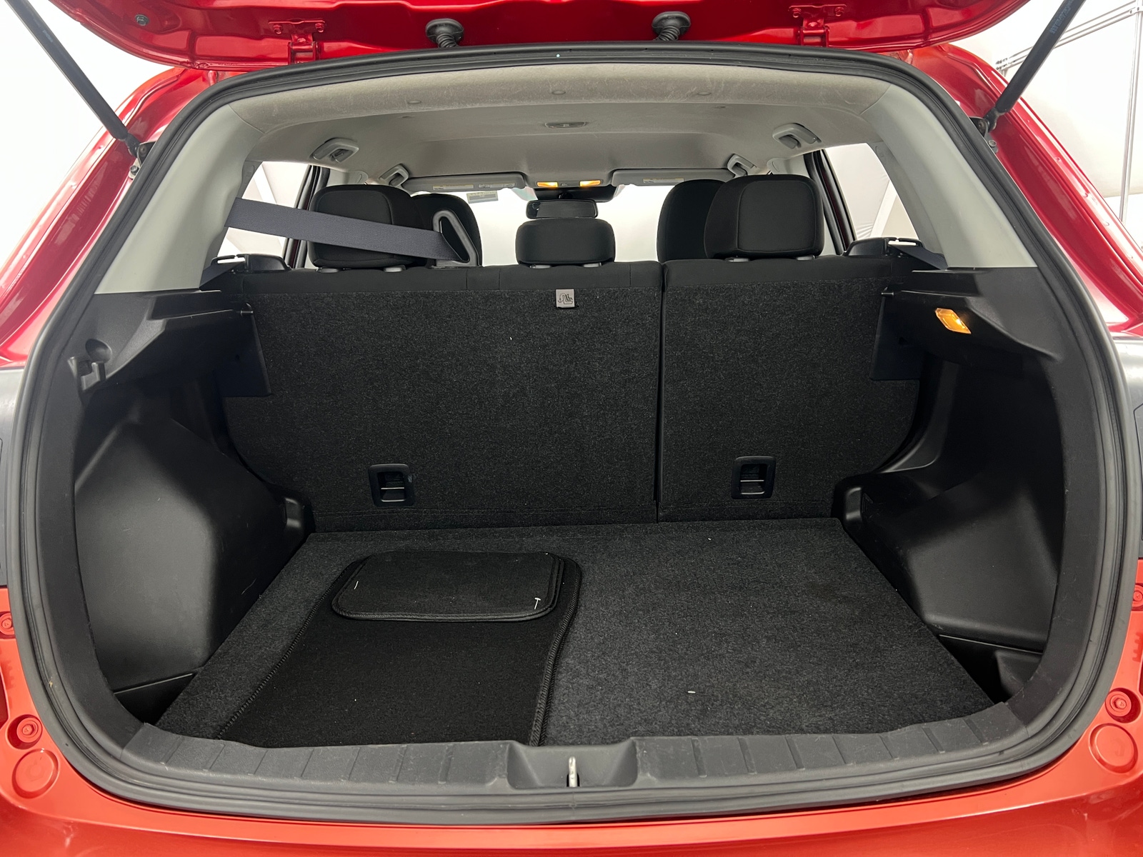 Thumbnail: 2020 Mitsubishi Outlander Sport - 7