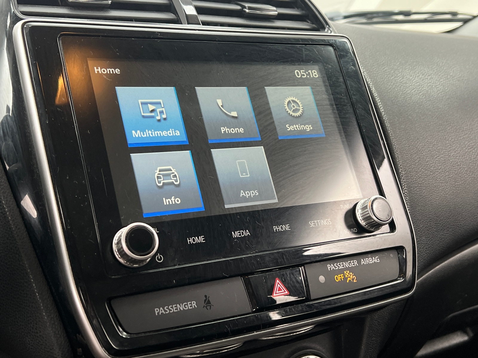 Thumbnail: 2020 Mitsubishi Outlander Sport - 4