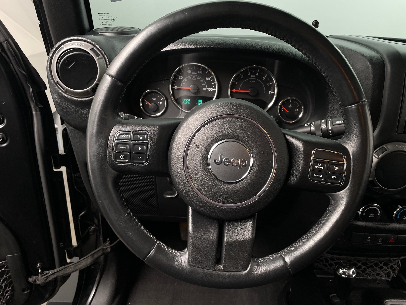 Thumbnail: 2016 Jeep Wrangler - 5