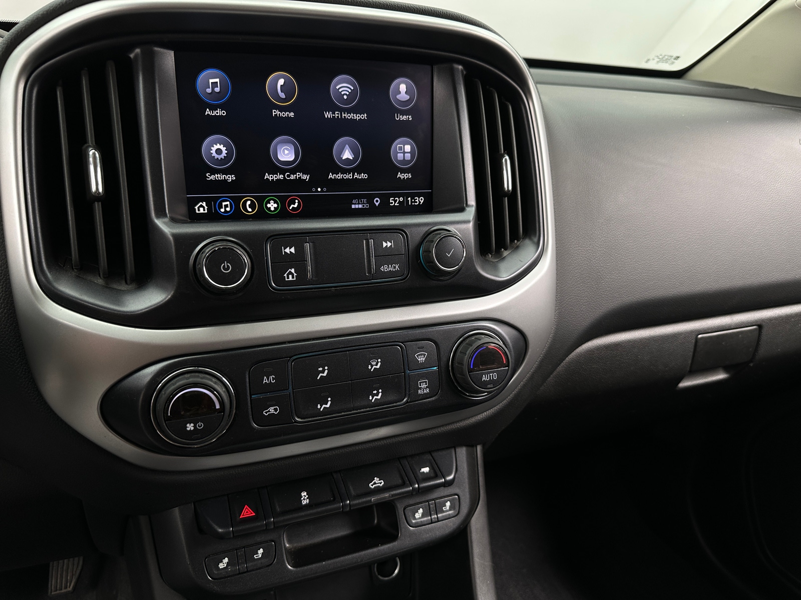 Thumbnail: 2020 Chevrolet Colorado - 3