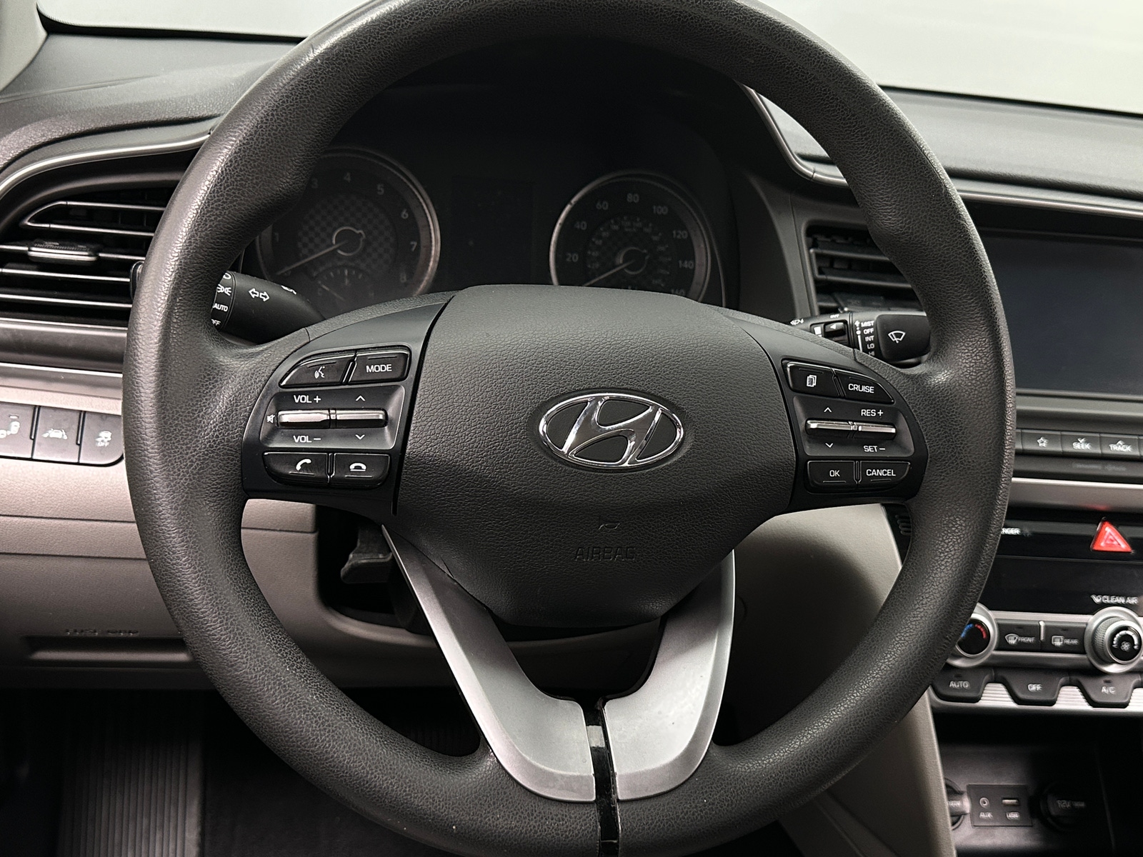 Thumbnail: 2020 Hyundai Elantra - 5