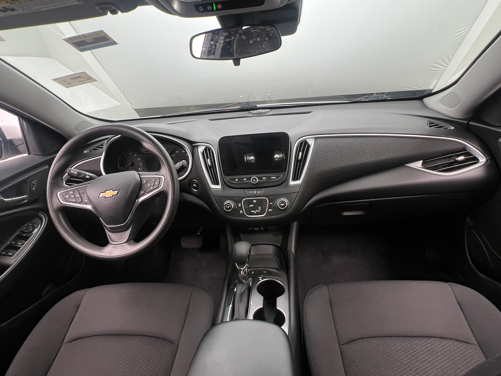 Thumbnail: 2023 Chevrolet Malibu - 3