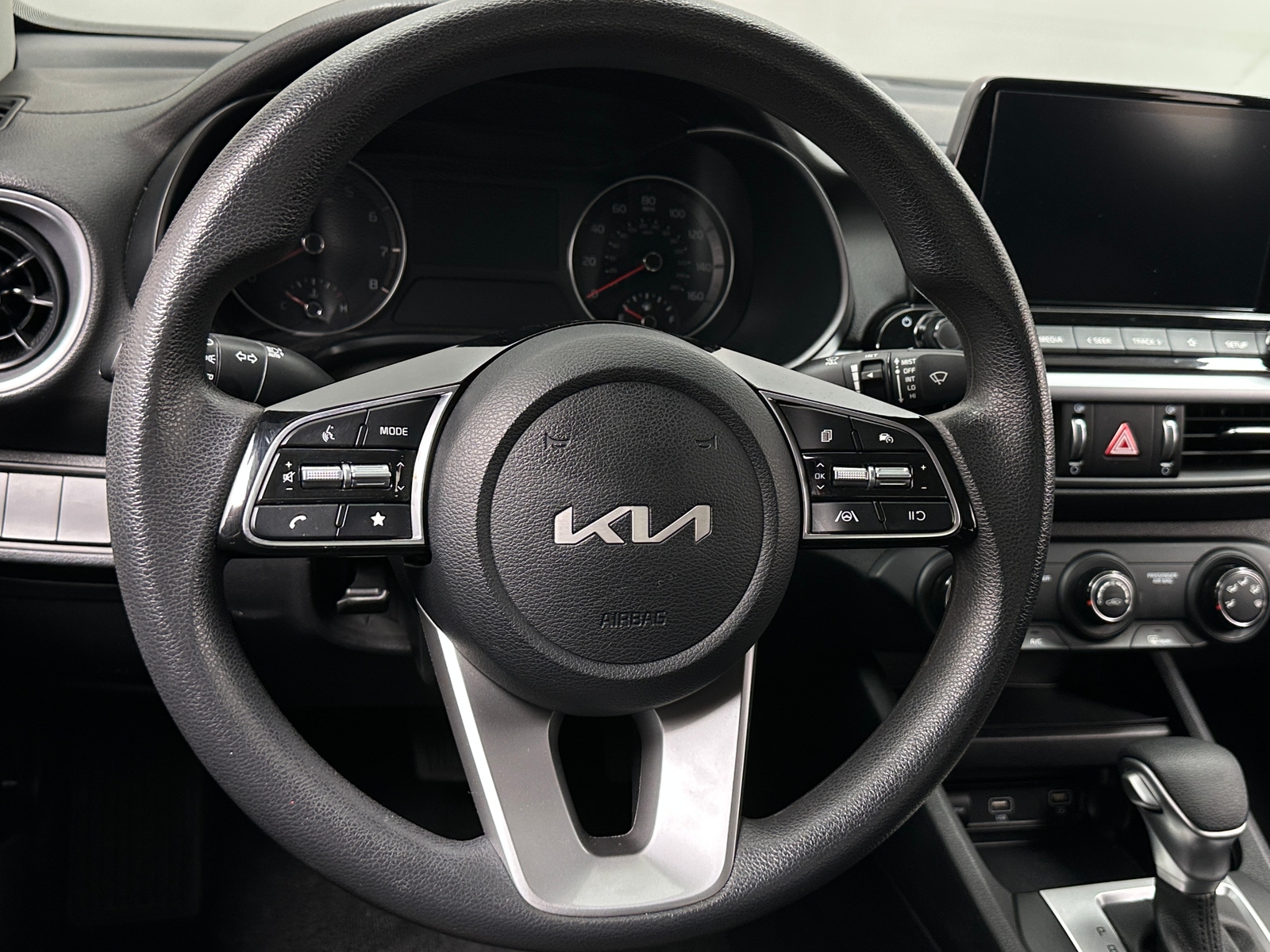 Thumbnail: 2024 Kia Forte - 5