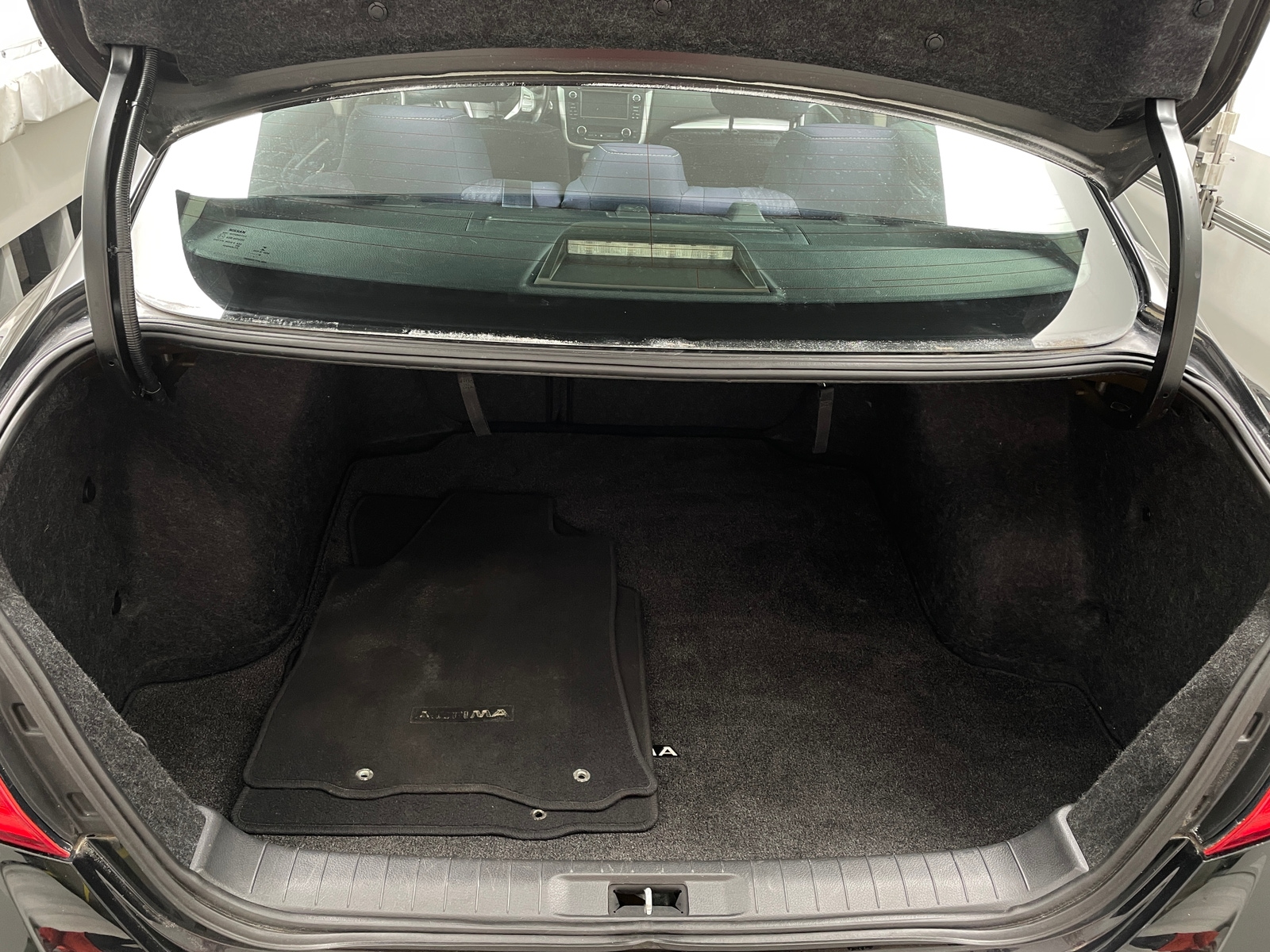 Thumbnail: 2016 Nissan Altima - 7