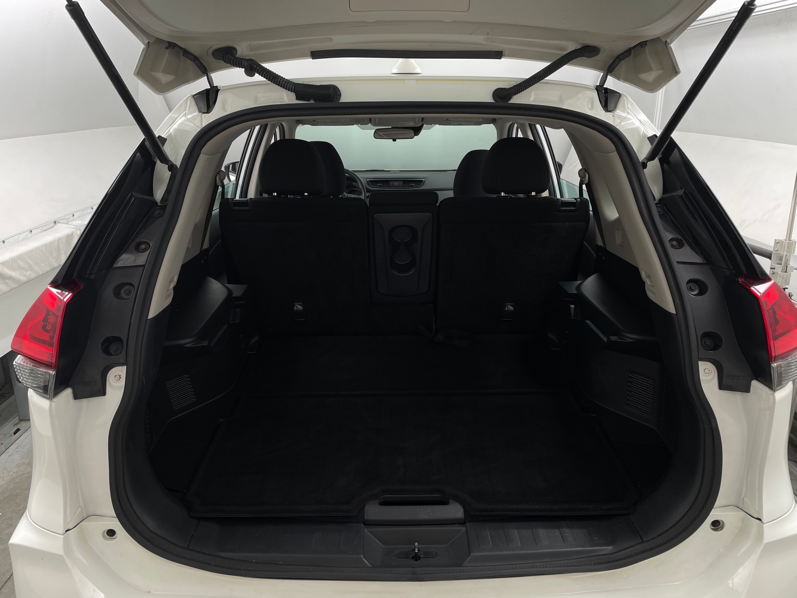 Thumbnail: 2020 Nissan Rogue - 7