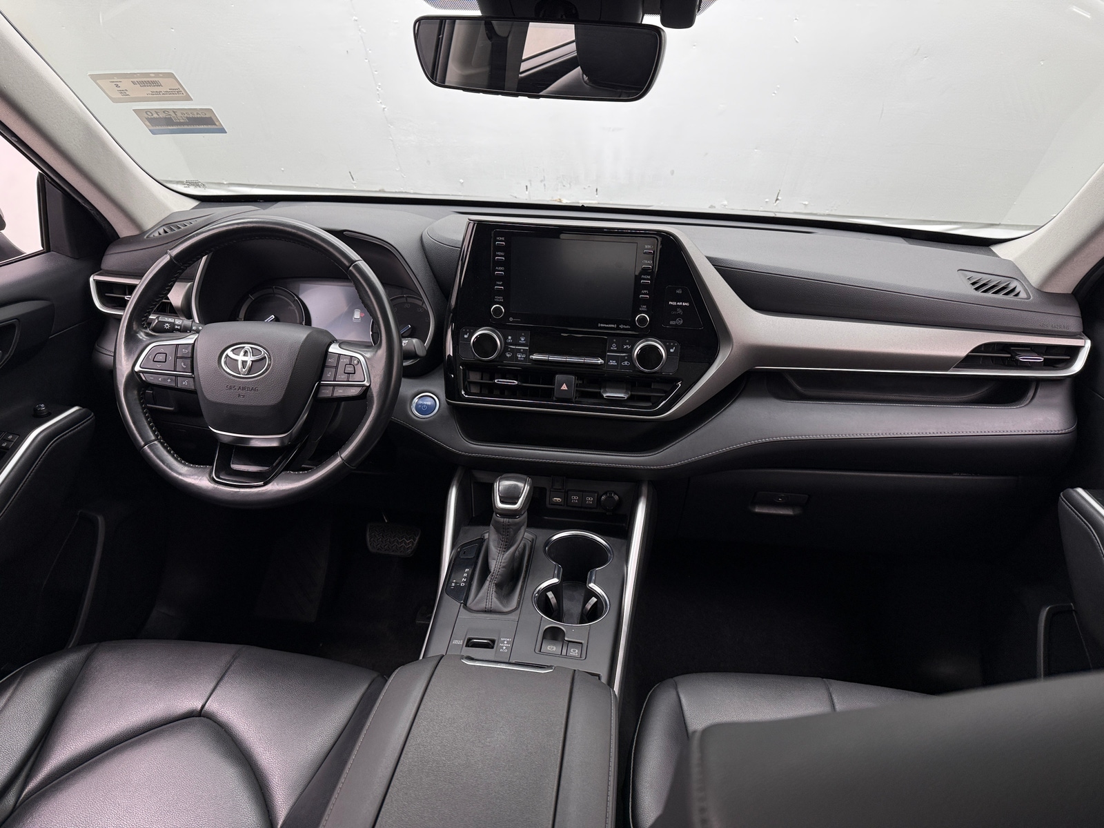 Thumbnail: 2020 Toyota Highlander - 2