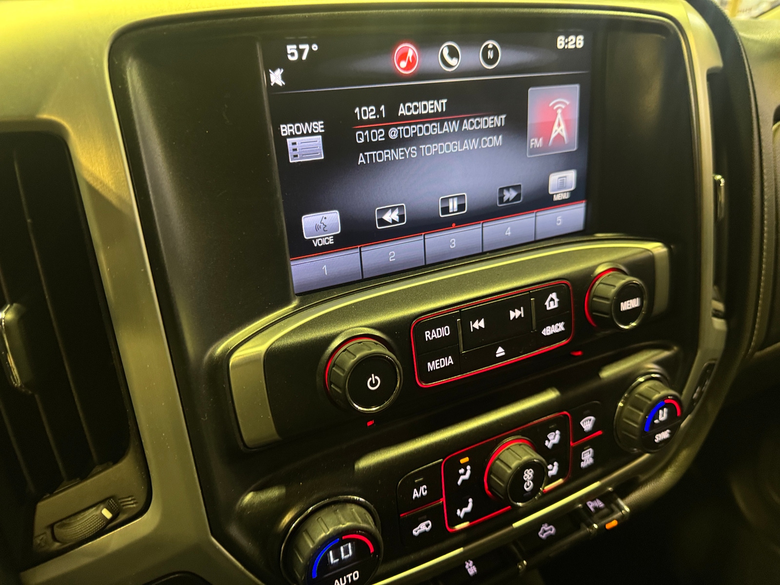 Thumbnail: 2015 GMC Sierra 1500 - 4