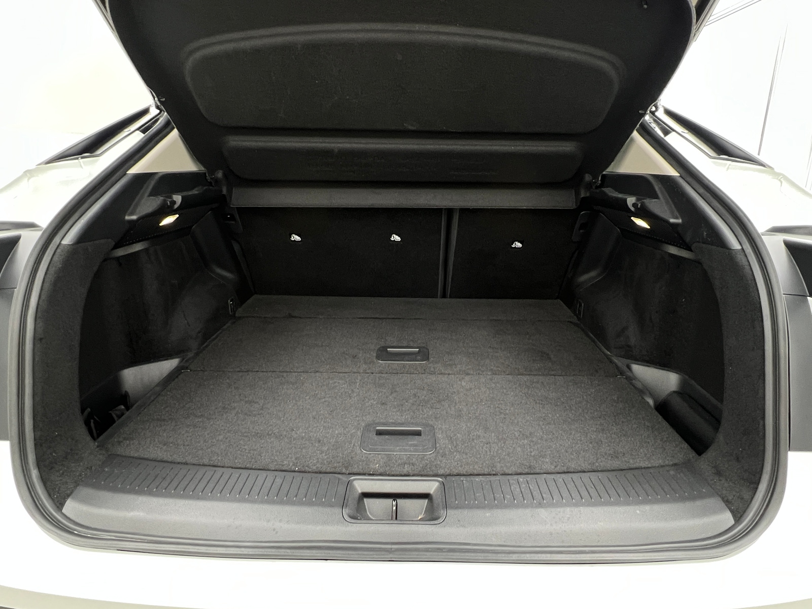 Thumbnail: 2023 Nissan Ariya - 6