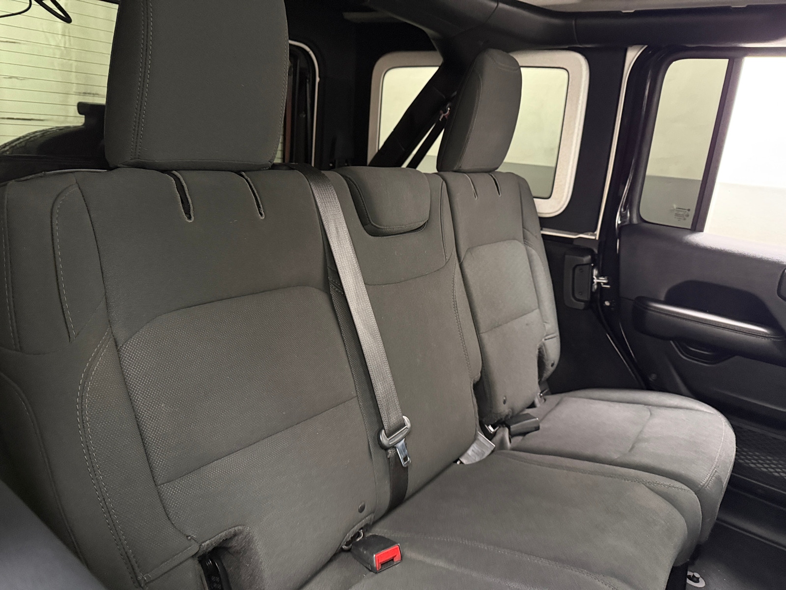 Thumbnail: 2018 Jeep Wrangler - 6