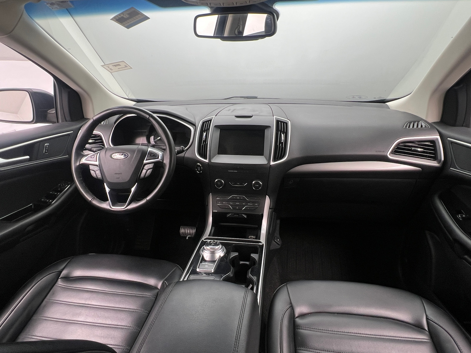 Thumbnail: 2019 Ford Edge - 3