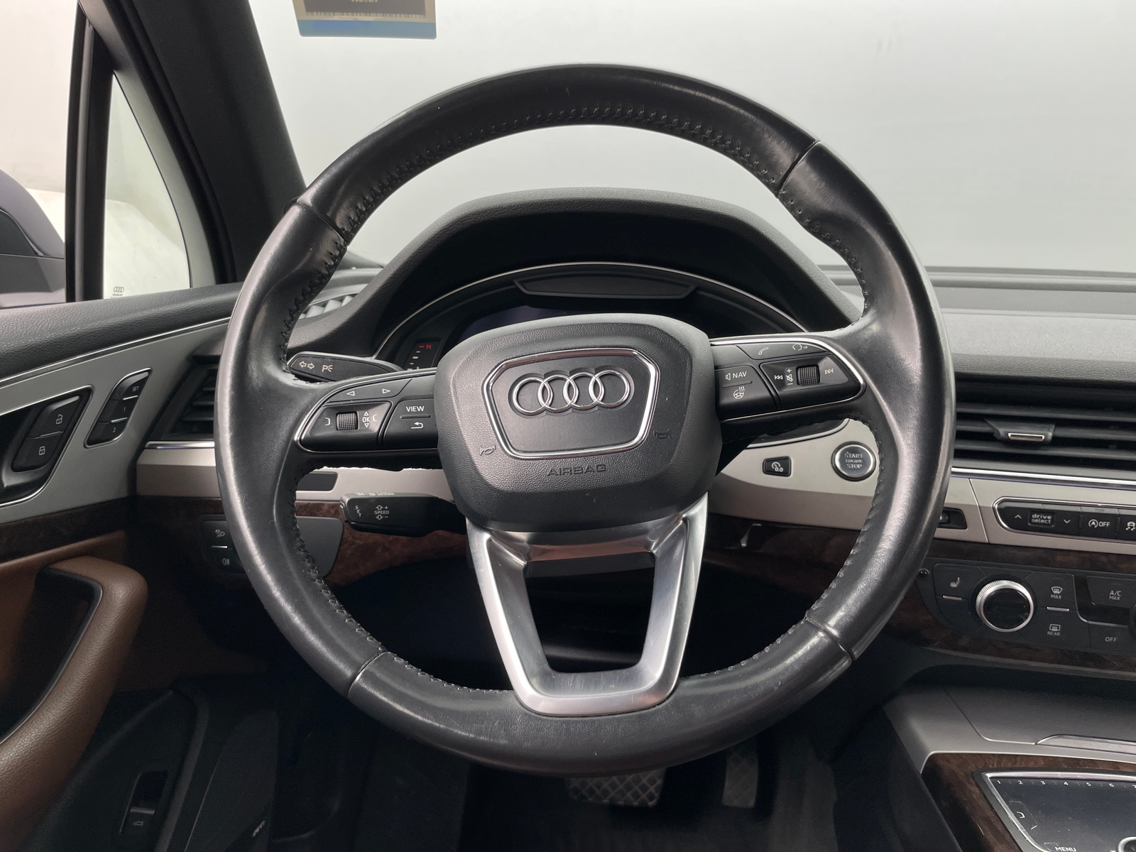 Thumbnail: 2018 Audi Q7 - 4