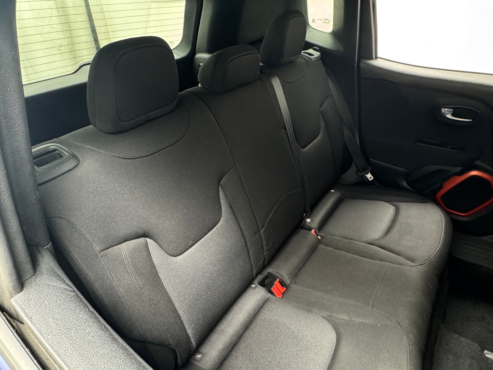 Thumbnail: 2018 Jeep Renegade - 6