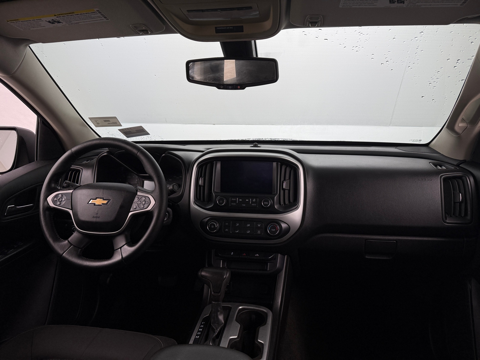 Thumbnail: 2015 Chevrolet Colorado - 3