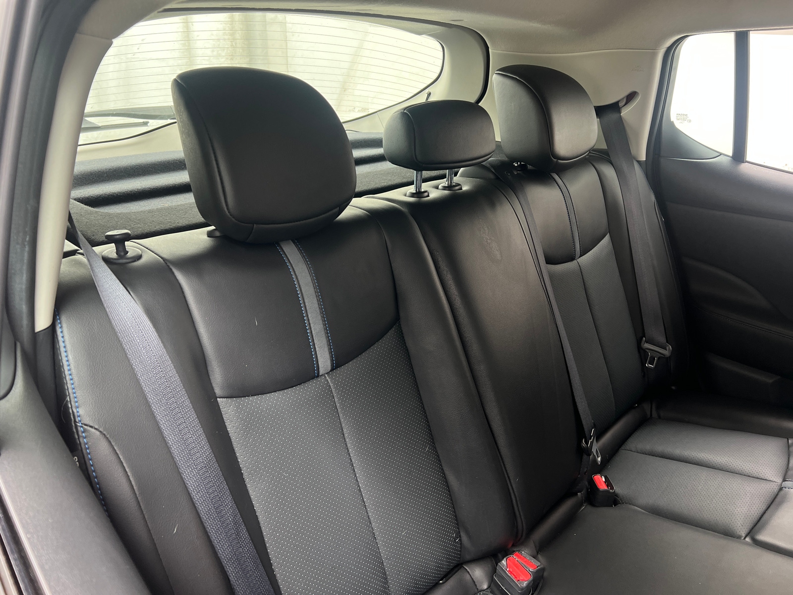 Thumbnail: 2022 Nissan Leaf - 5