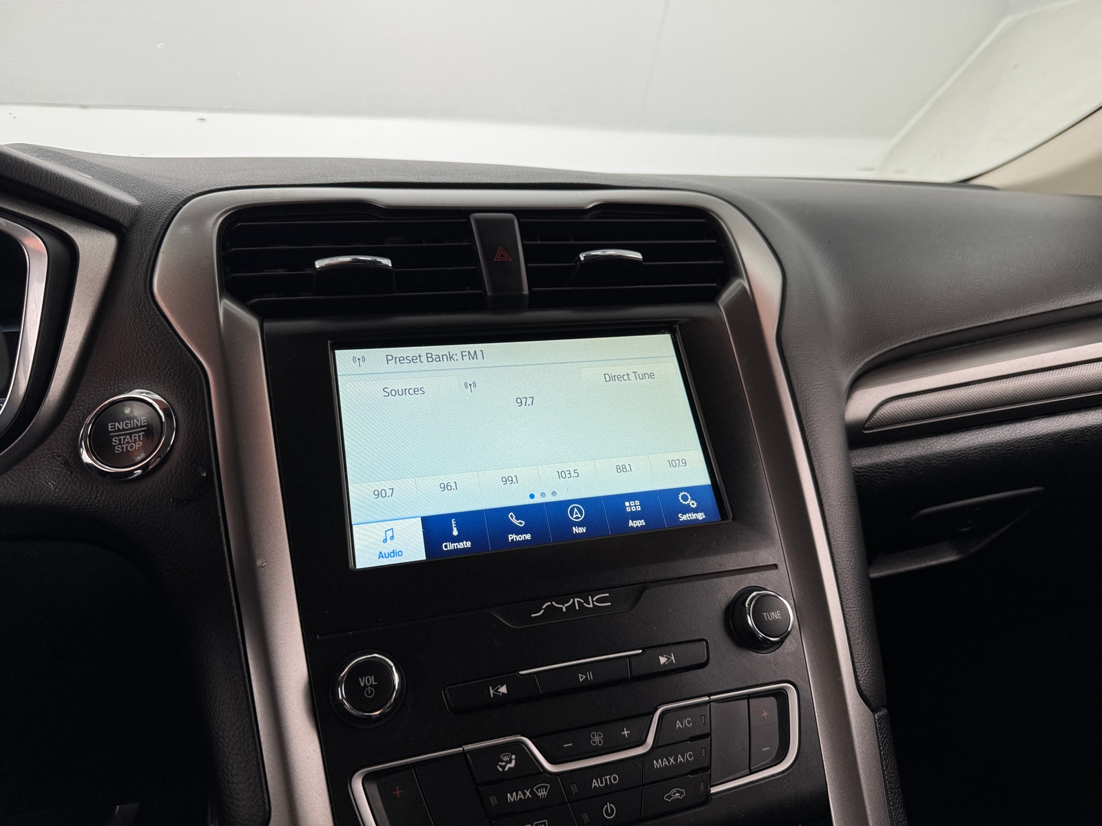 Thumbnail: 2020 Ford Fusion - 4