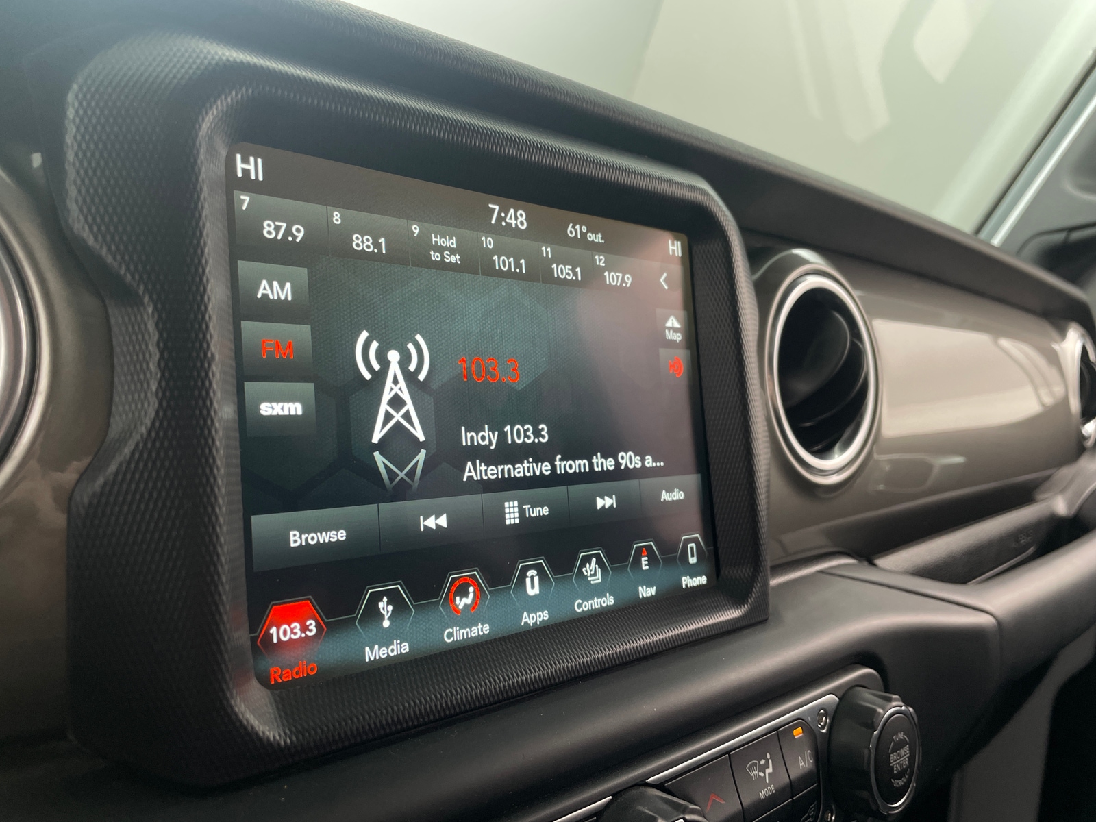 Thumbnail: 2018 Jeep Wrangler - 4