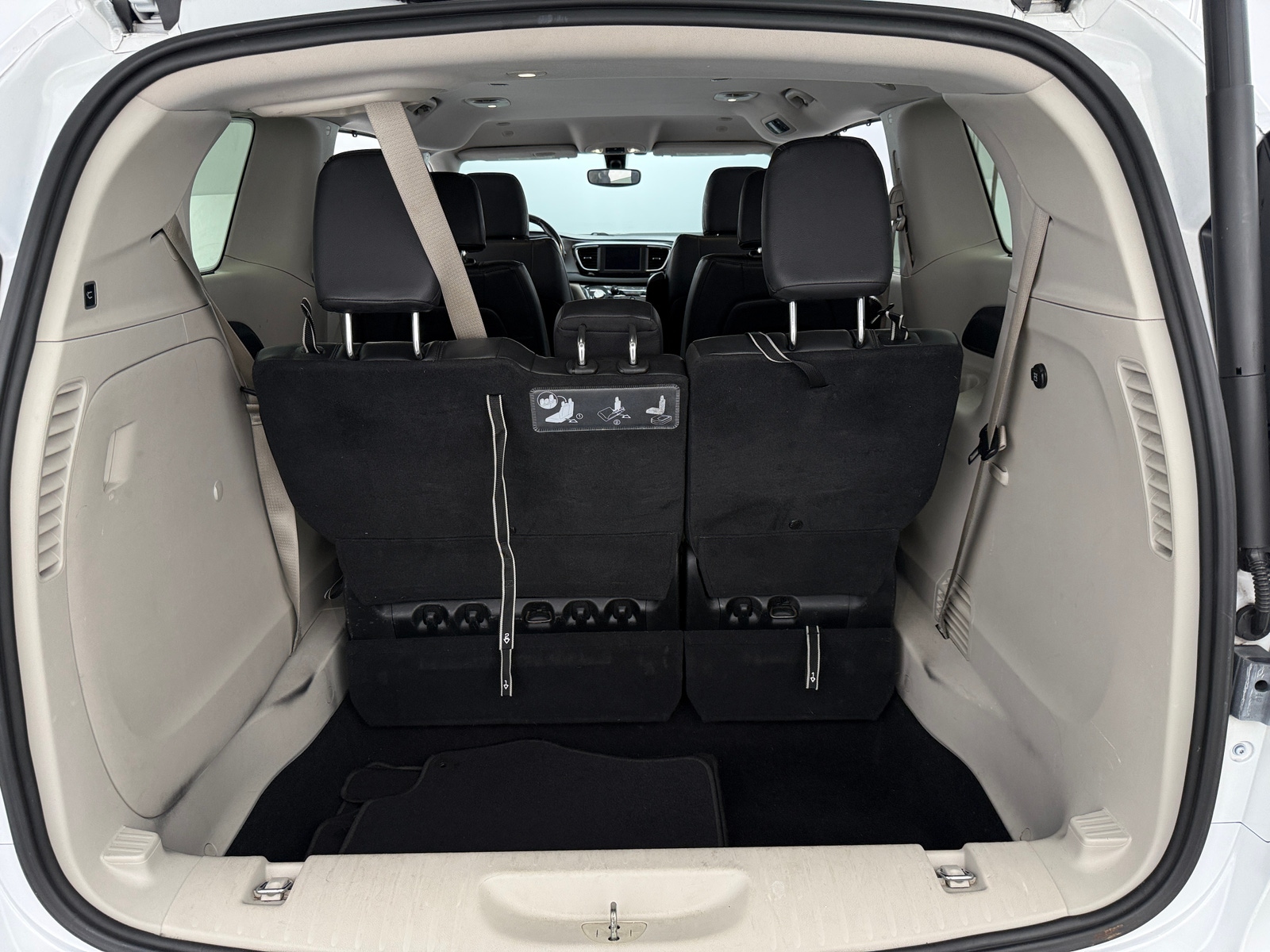 Thumbnail: 2020 Chrysler Pacifica - 6