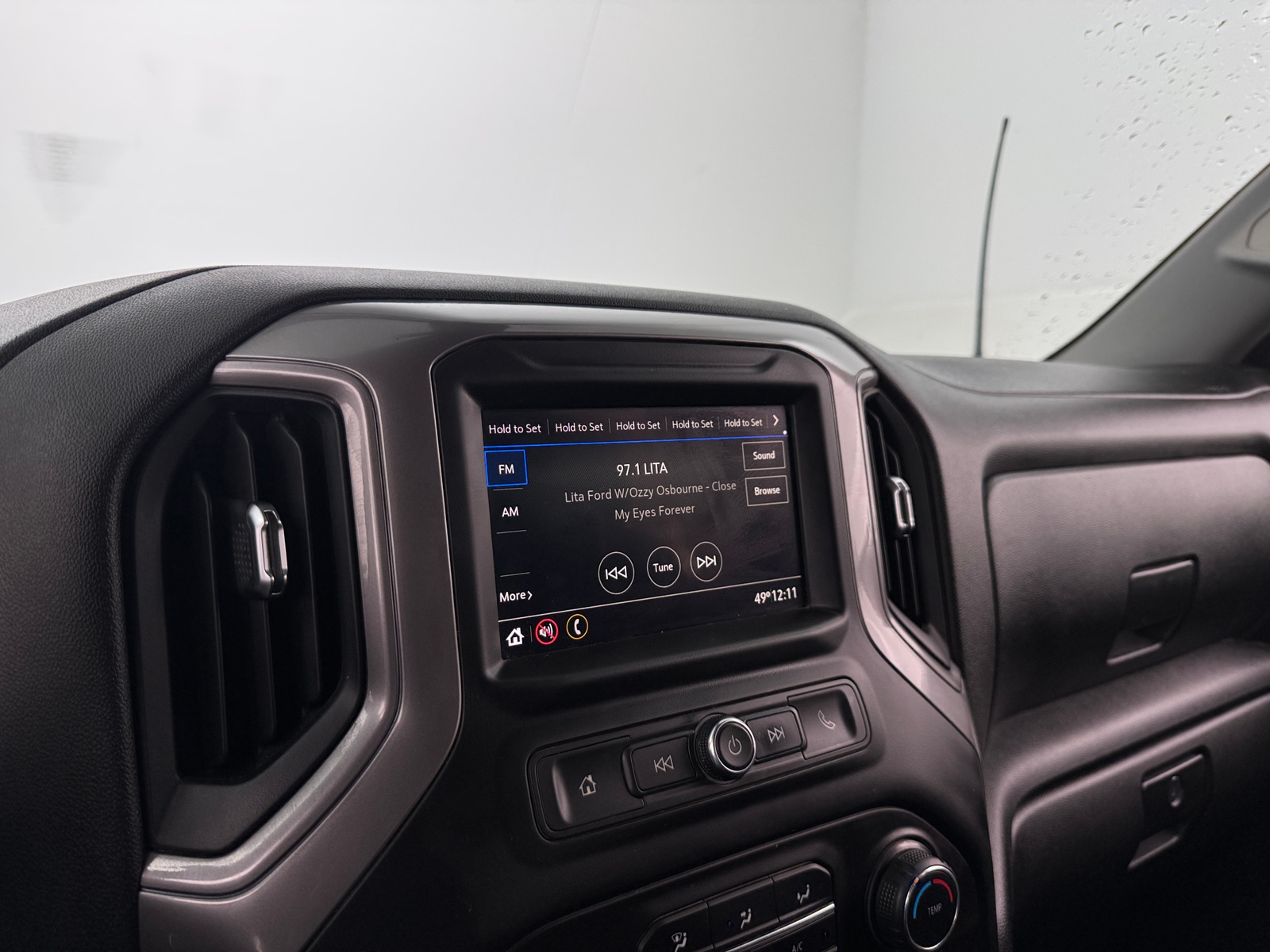 Thumbnail: 2021 Chevrolet Silverado 1500 - 4