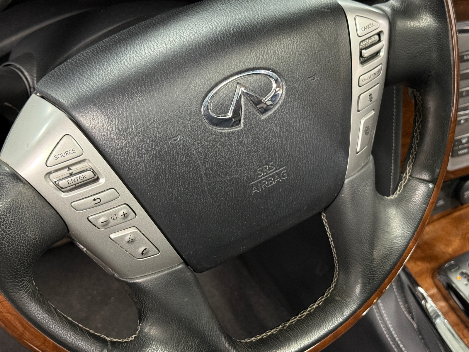 Thumbnail: 2019 INFINITI QX80 - 4