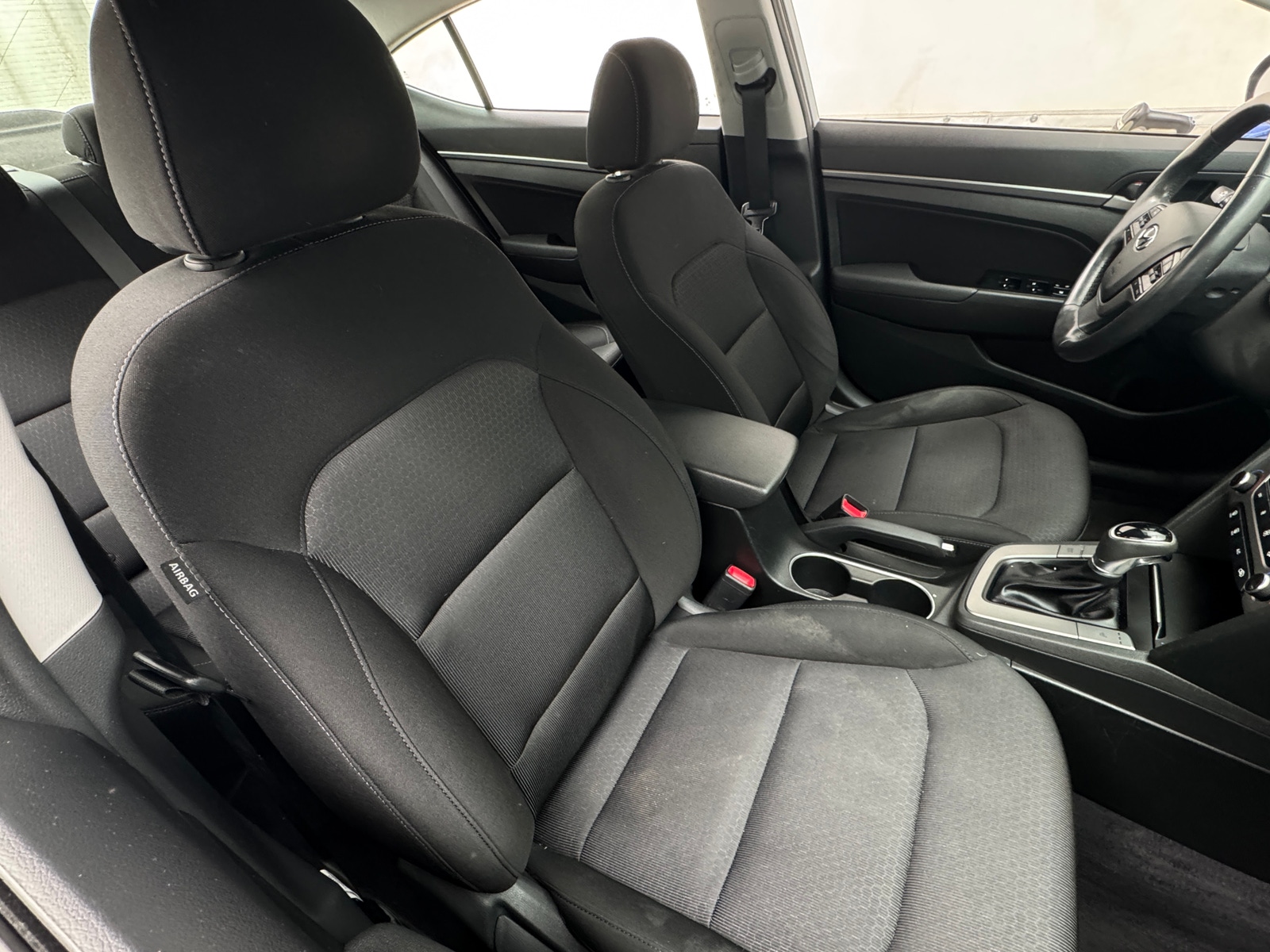 Thumbnail: 2018 Hyundai Elantra - 2