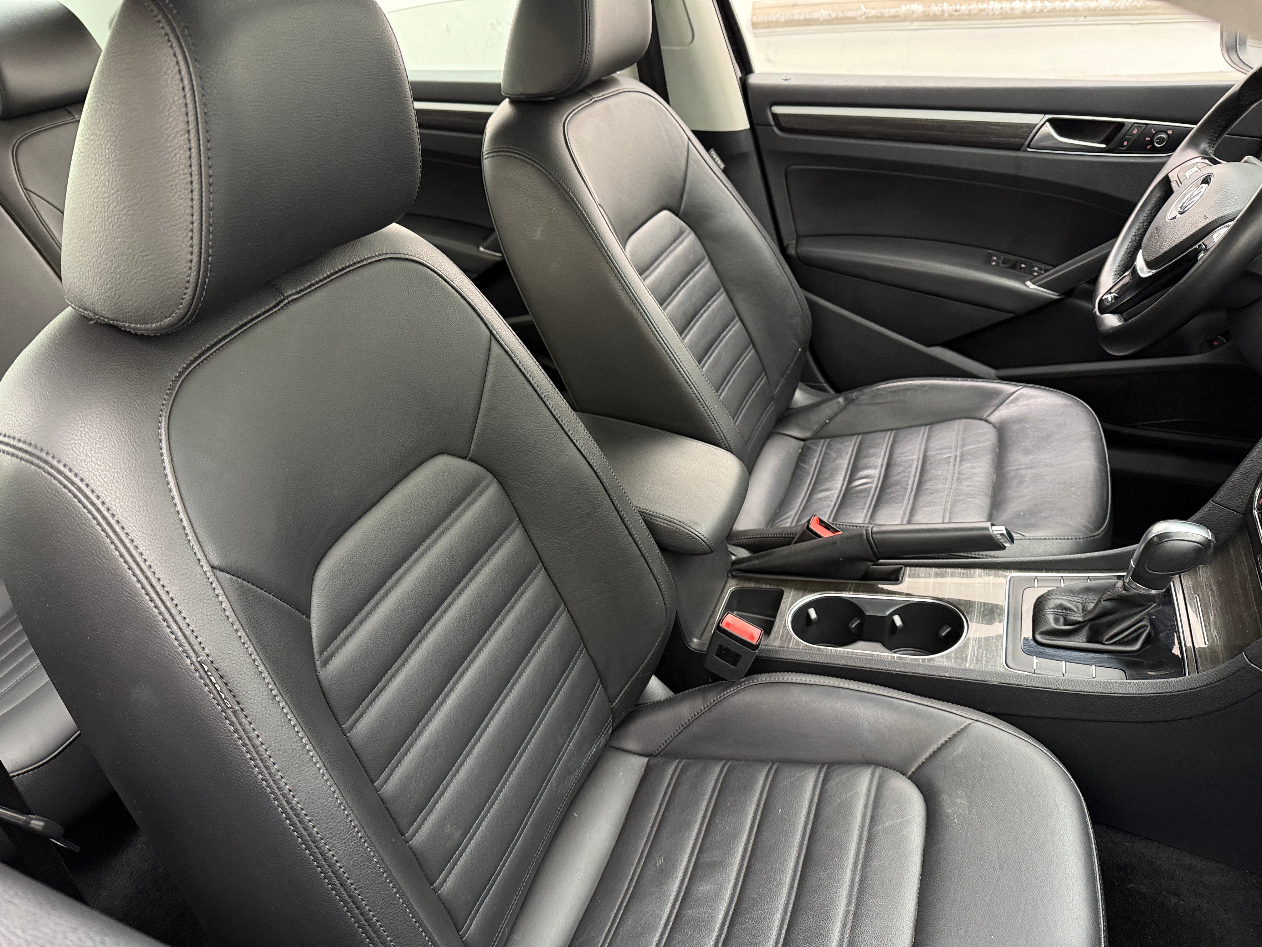 2016 Volkswagen Passat