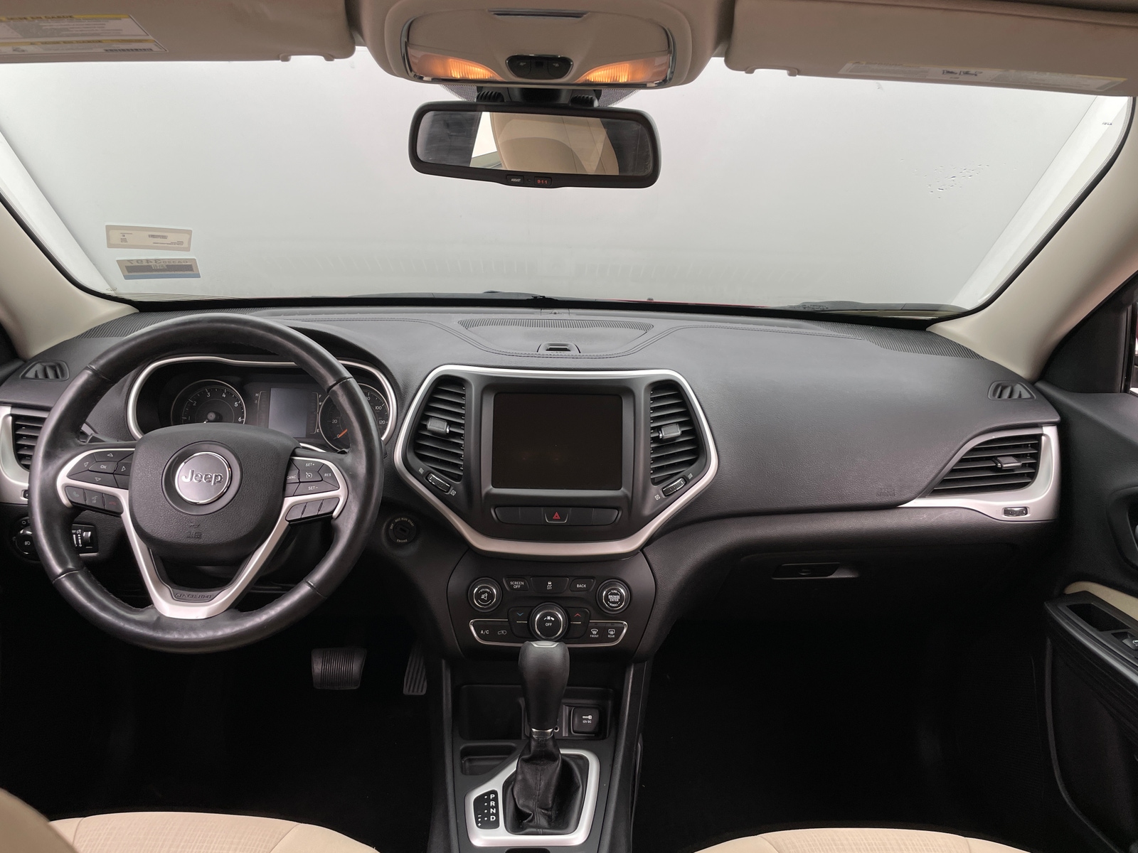 Thumbnail: 2015 Jeep Cherokee - 3