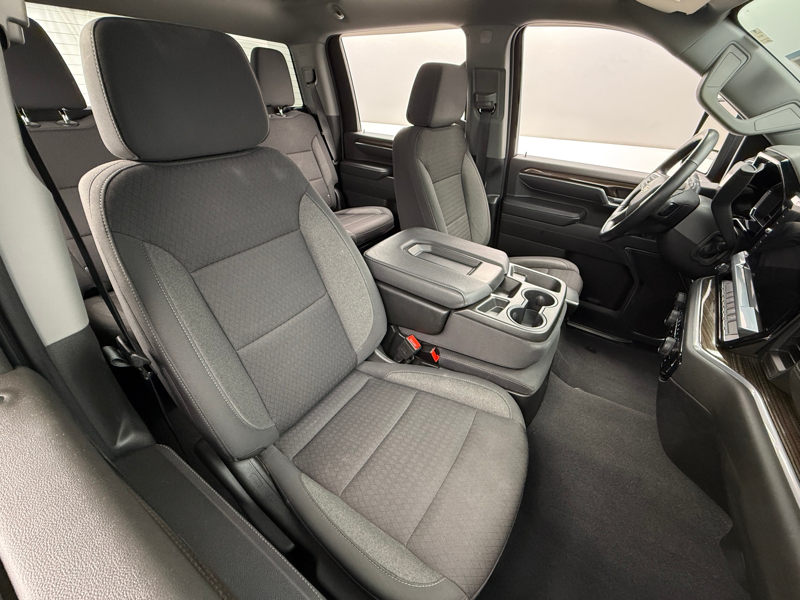 Thumbnail: 2024 Chevrolet Silverado 2500 - 2