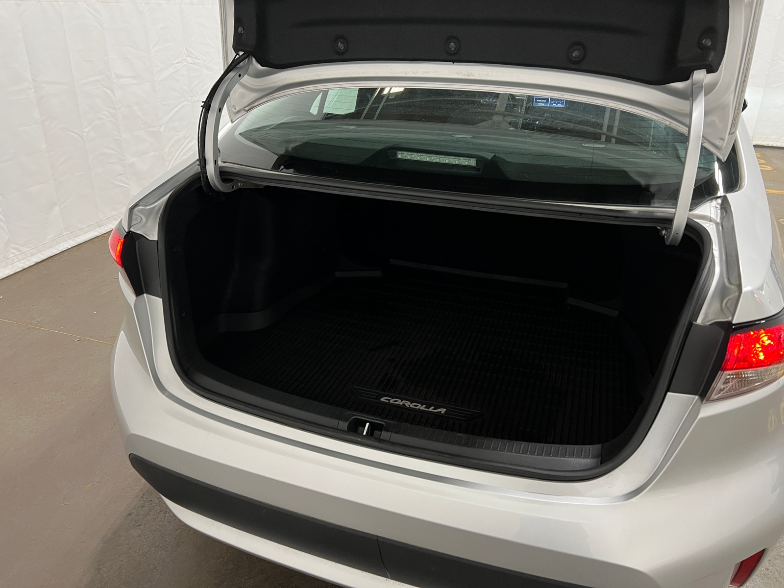 Thumbnail: 2020 Toyota Corolla - 7